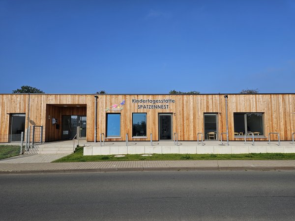 Außenansicht der neuen Kita Spatzennest in Hövel