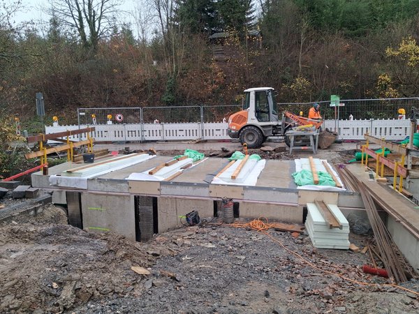 Bauarbeiten an der Ersatzneubau-Brücke "In der Esmecke"