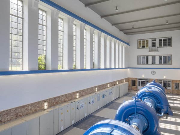 Maschinenhalle im Sorpekraftwerk