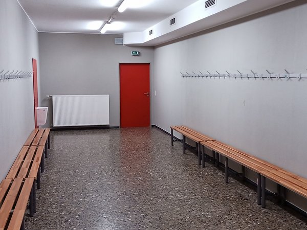 Damen-Umkleiden in der Dreifachsporthalle Sundern