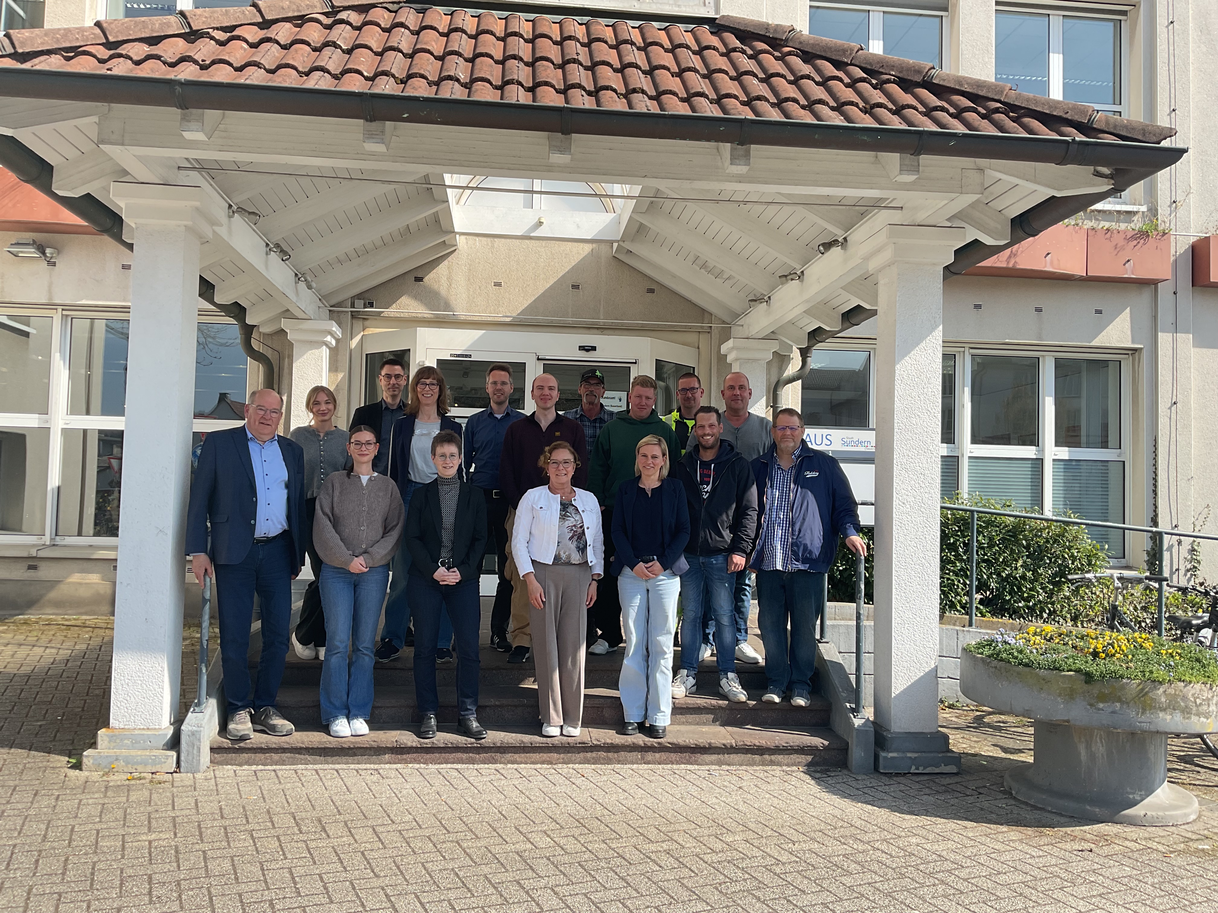 Begrüßung neuer Mitarbeiterinnen und Mitarbeiter bei der Stadt Sundern