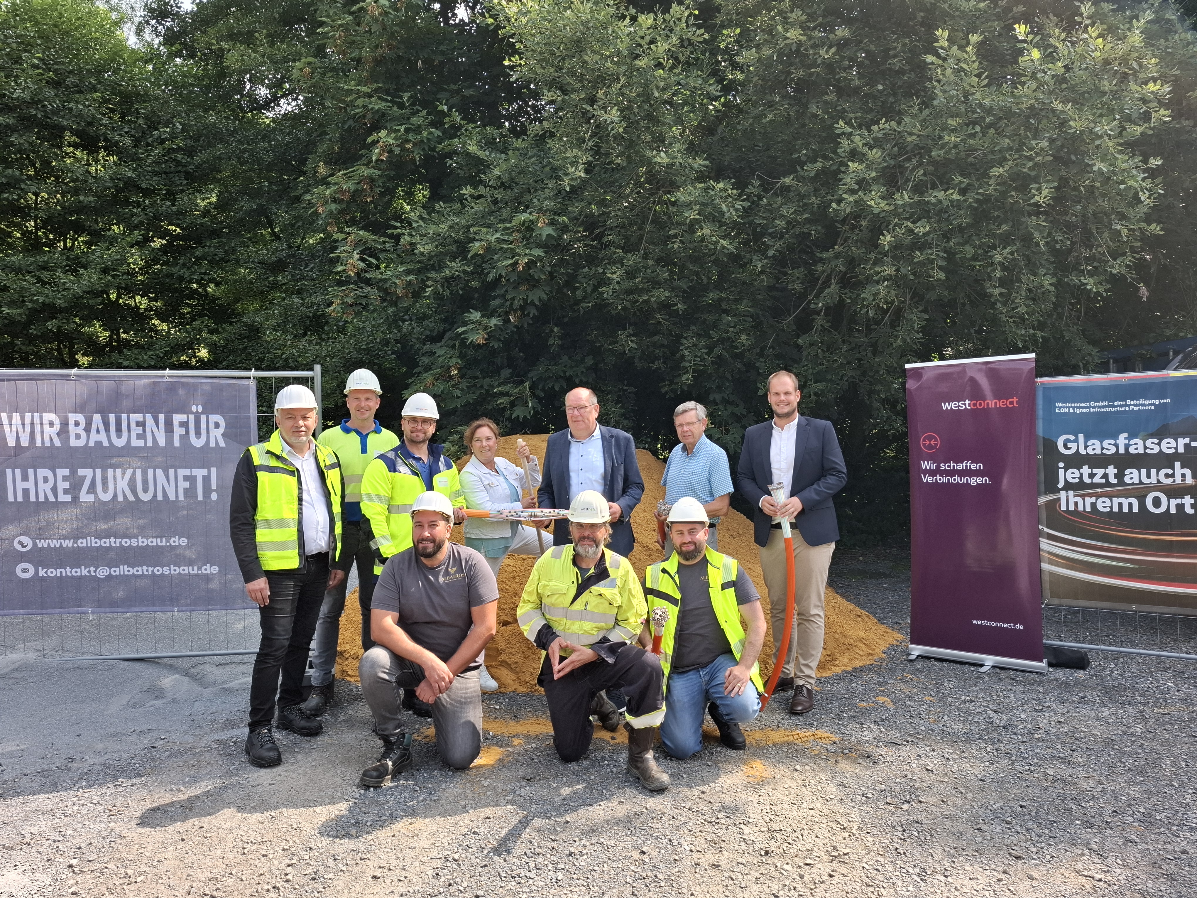Spatenstich in Sundern: Westconnect bringt Glasfasernetze zu weiteren Haushalten und Betrieben