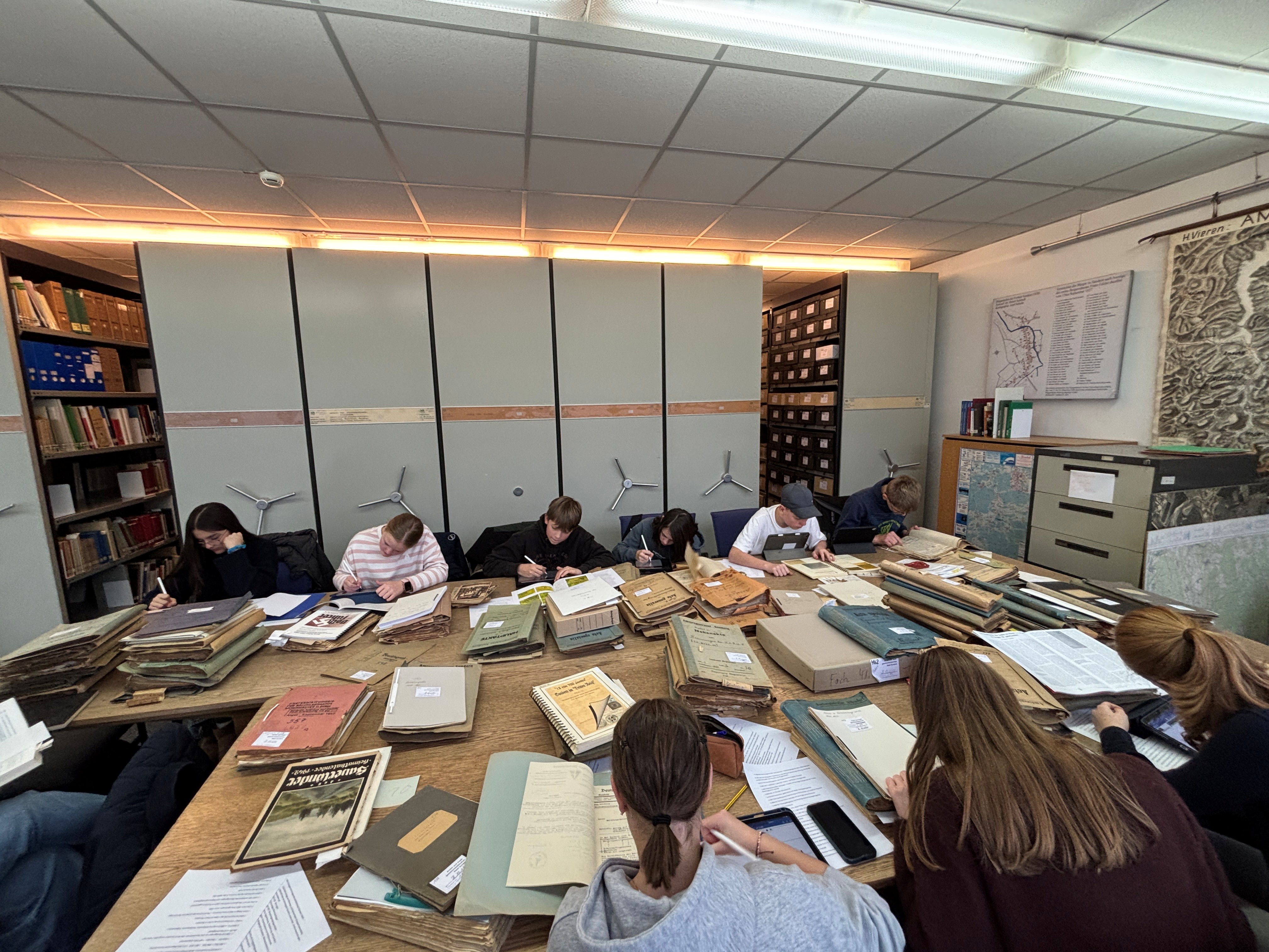 Projektarbeit des Gymnasiums Sundern im Stadtarchiv