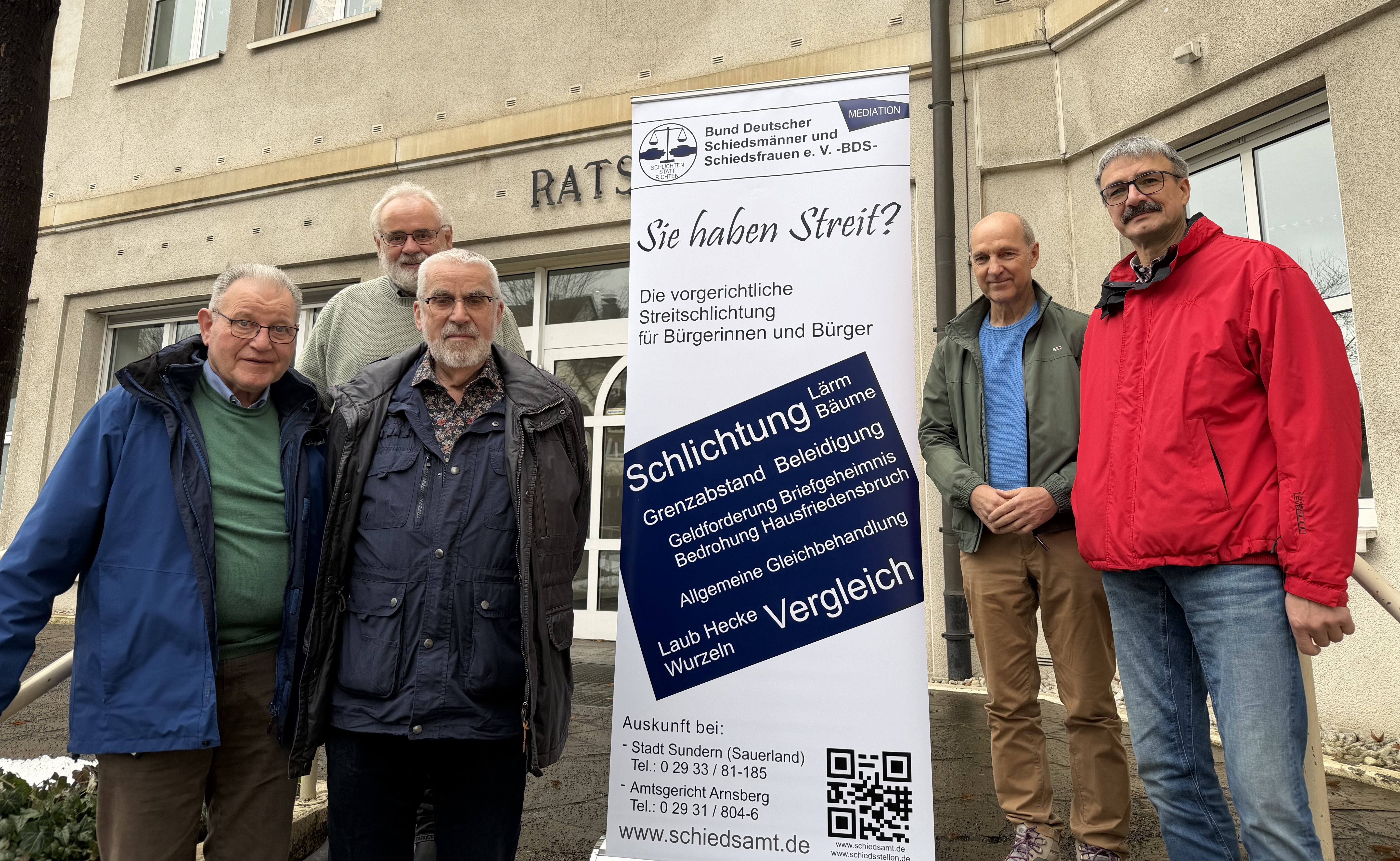 Die neuen Schiedspersonen der Stadt Sundern